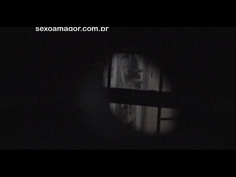 ❤️ Blondīnīte tiek slepeni filmēta ar kaimiņu vuajeru, kurš slēpjas aiz dobiem ķieģeļiem ❤️ Porno pie lv.mrvideospornogratis.ru