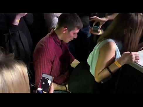 ❤️ Īsts sekss krievu naktsklubā. 18 gadus veca krievu meitene anālajā atverē un vagīnā, kas drāzta naktsklubā ❤️ Porno pie lv.mrvideospornogratis.ru